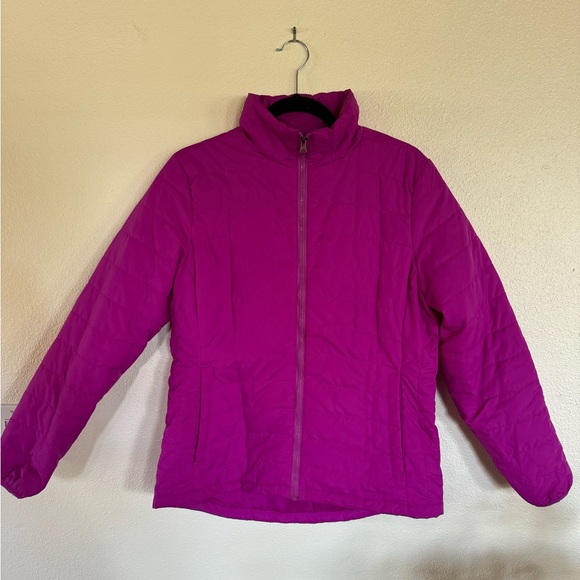 Champion Magenta Puffer Jacket, Size Medium - Picture 1 of 4